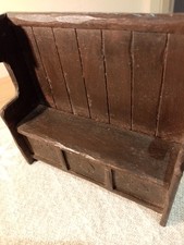 1:12th Scale Wooden Settle