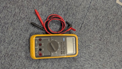 Fluke multimeter - 85,