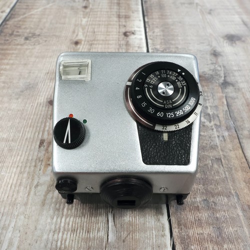 Pentacon six metered right - tl,