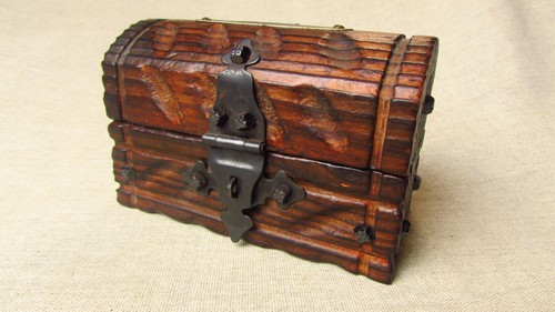 Vintage handcarved wooden - vintage,