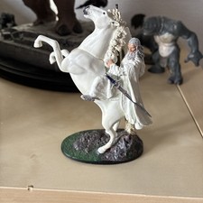 EAGLEMOSS LORD OF THE RINGS COLLECTORS MODEL GANDALF & SHADOWFAX 05 LTD EDITION