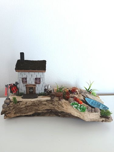 Handmade minature cottage - , on