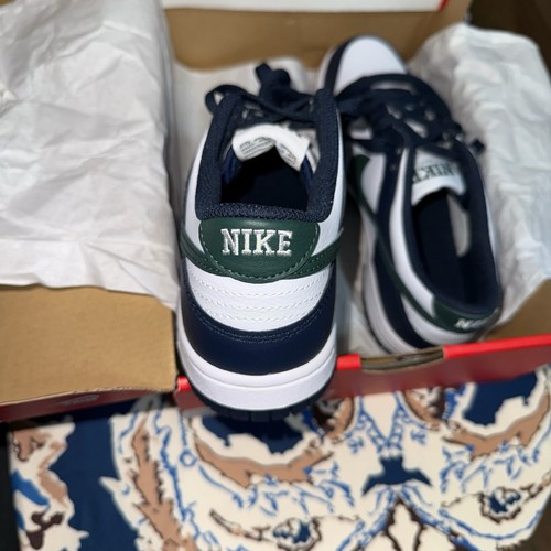 Nike dunk low new - with, box