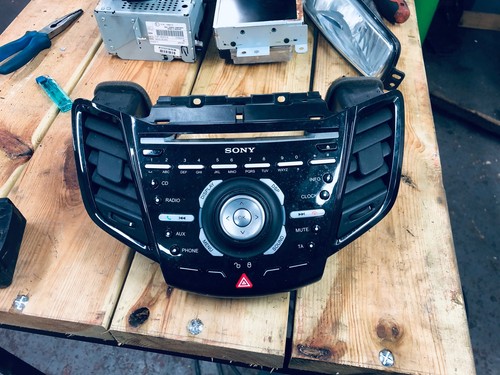 Ford fiesta mk7 sony - ford, radio