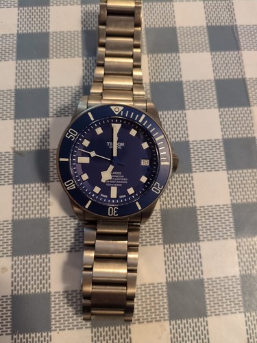 Tudor pelago bluceface - tudor,