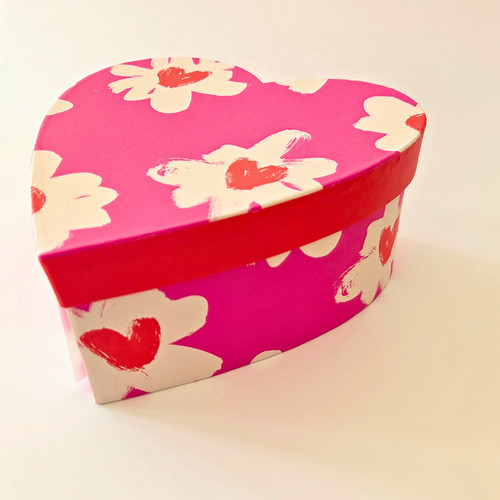 Heart cardboard box romantic - heart,