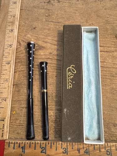 Vintage cigartte holder - vintage, art