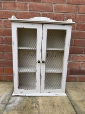 Vintage Shabby Chic Wall