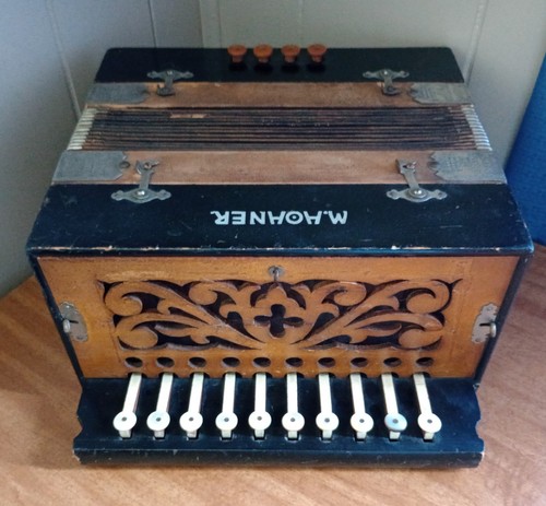Hohner button accordion 10 - hohner,