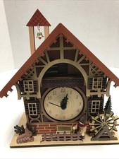 BARVARIAN CHALET LIGHTED CLOCK