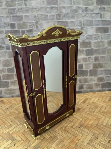 Dolls house scale - 1/12,