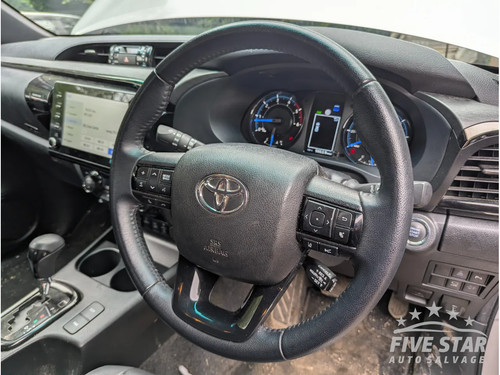 Toyota hilux steering wheel - hilux,