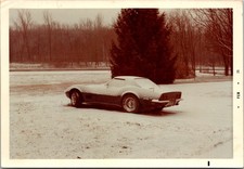Vintage 1971 Corvette C3 Snow