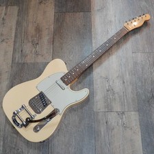 Fender MIJ Limited Traditional 60s Telecaster Bigsby Vintage White w/soft case