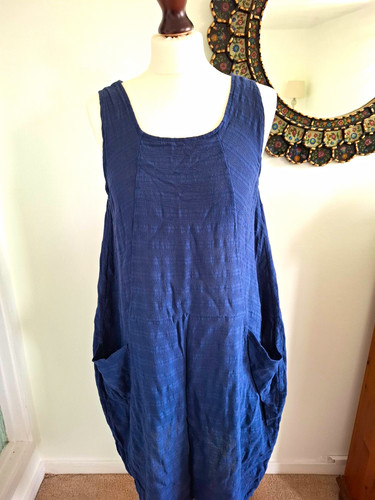 Women blue sleeveless - blue,