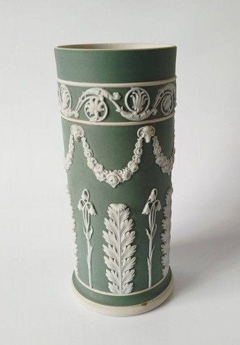 Wedgwood jasper green - green, white