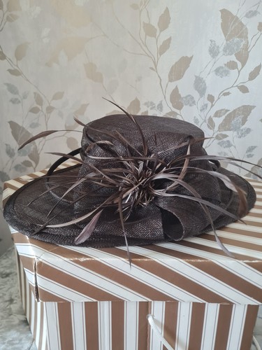 Ladies brown wedding hat - brown,