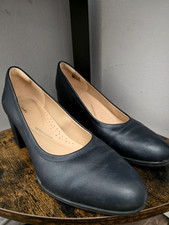 Cabin crew shoes, navy heels