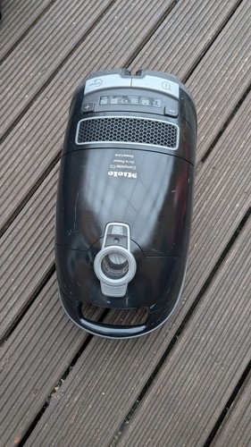 Miele vacuum cleaner - cleaner, full