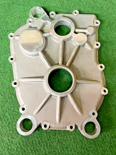 Reverse gearbox casing left - gearbox,
