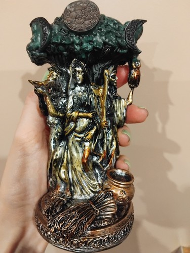 Goddess statue triple moon - triple,
