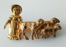Antique Brooch Little Bo Peep Shepherdess & 3 Sheep gold Victorian circa 1850