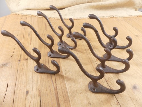 Cast iron triple school - cast,