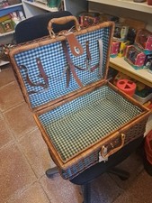 picnic basket wicker Vintage