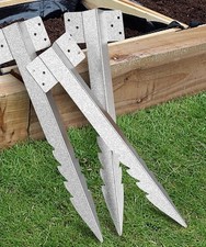 10pk Railway Sleeper Brackets