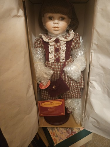 Porcelain doll rebecca - -,