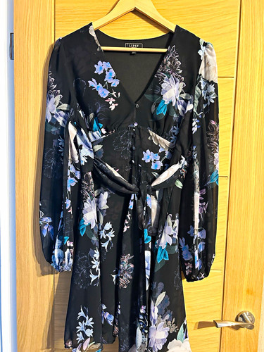 Lipsy london black floral - lipsy,
