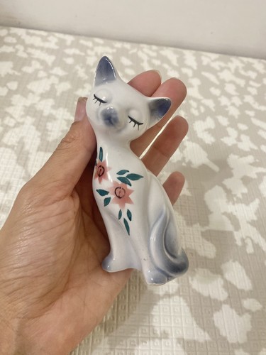 Vintage siamese cat figure - cat,