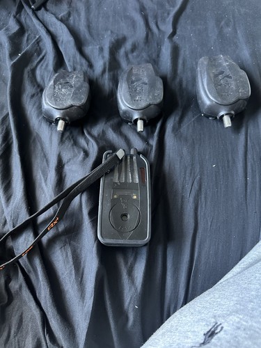 Fox alarms and receiver - +,