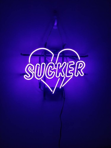 Vintage love sucker neon - sucker,