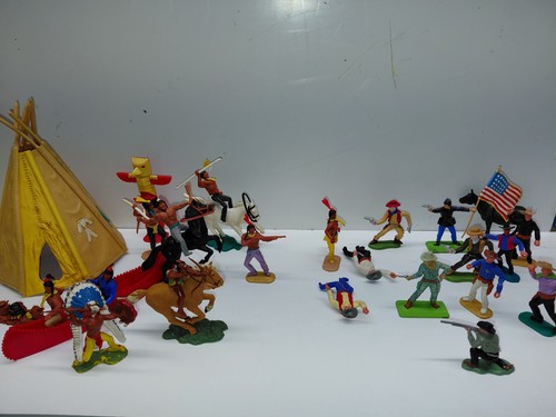 Toy cowboys and indians - cowboys,