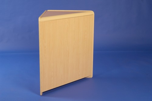 Maple solid corner triangle - maple,