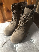 Buffalo Suede Wedged Heel