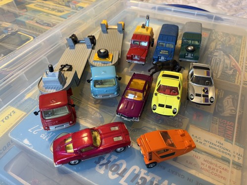 Corgi vintage vehicle lot - corgi, cars