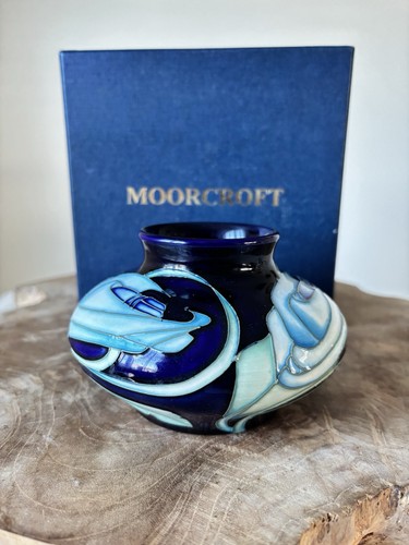 Rare moorcroft signed emma - rare,