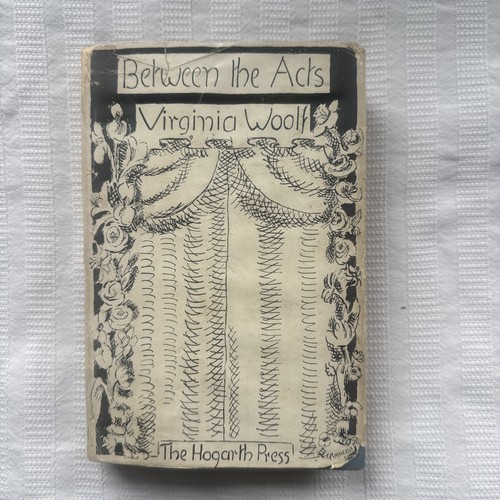 Virginia woolf between the - woolf,