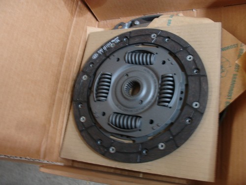 1113745 clutch kit - kit, 228mm