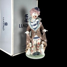 Lladro Porcelain Figurine of Clown with Pupies ' Surprise ' # 5901