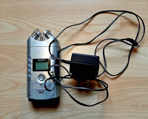 Zoom handy recorder with sd - recorder,