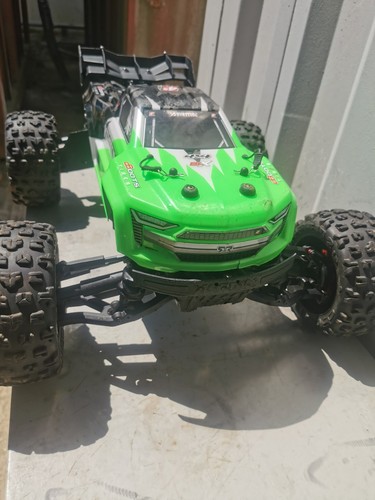 Arrma kraton car 4x4 - 4s,