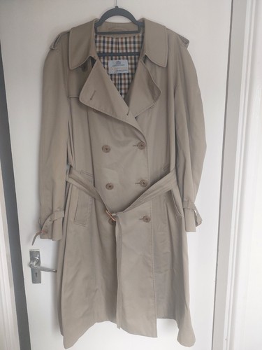 Aquascutum belted trench coat - aquascutum,