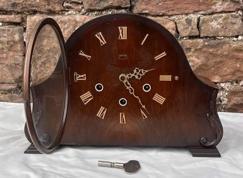 Smiths mantle clock with - clock,