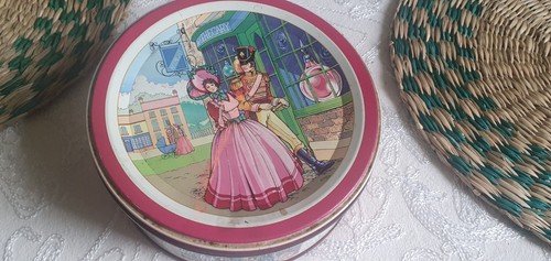Vintage quality street tin - vintage,