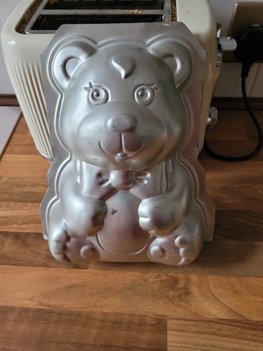 Vintage wilton cake pan - pan, 1986