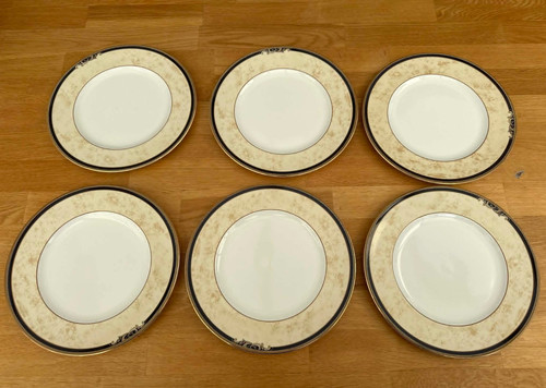 Wedgewood cornucopia large - x,