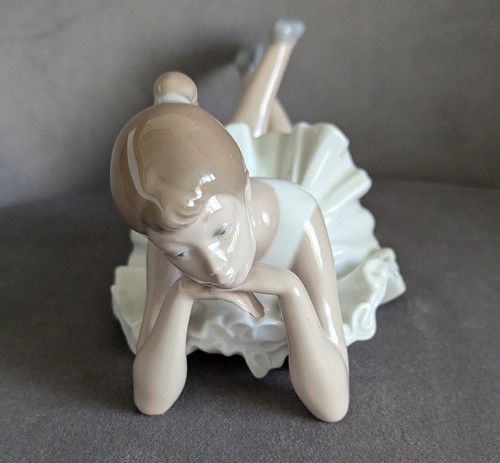Lladro nao pensive ballerina - pensive,